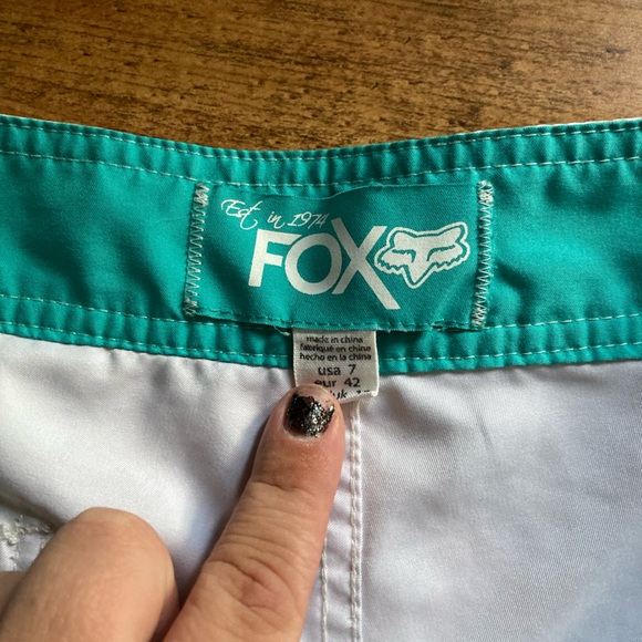 Fox lightweight shorts - Picture 2 of 2